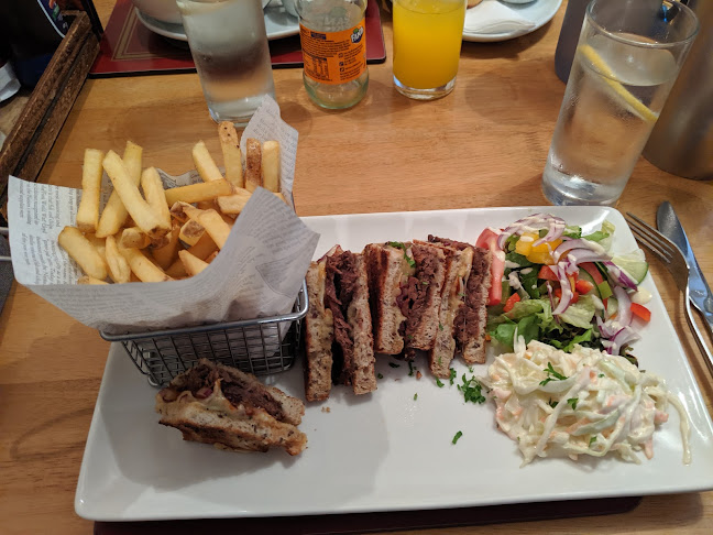 Pat's Cafe Castleisland - Castleisland