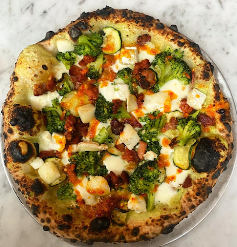 Comentarii opinii despre Little Richards Wood Fired Pizza