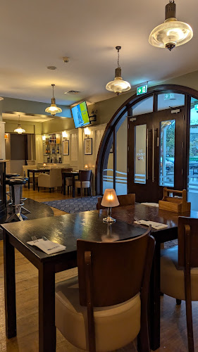 The Captain’s Bar - Redcastle