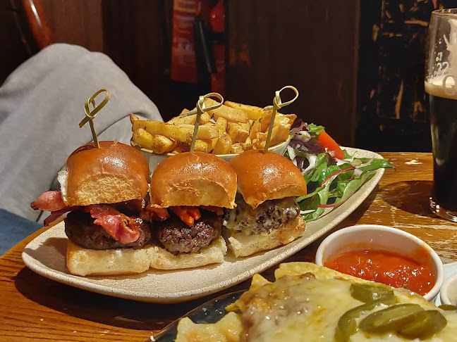 Opinii despre M.Fitzgerald's Bar în Galway - Hospitality and gastronomy