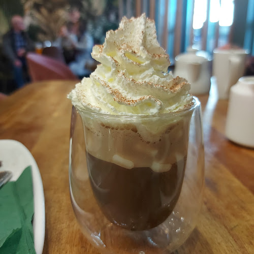 Comentarii opinii despre The Coffee Cup