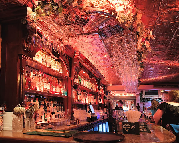 The Front Door Pub - Hospitality and gastronomy