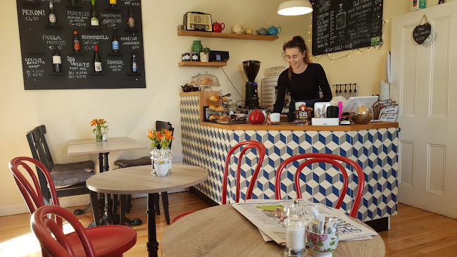 Ahoy Cafe - Hospitality and gastronomy