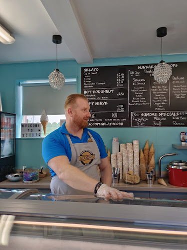 Comentarii opinii despre Scoops Gelato