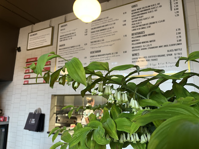 Unit 3, Castle House, Davitts Quay, Dungarvan, Co. Waterford, X35 DP60