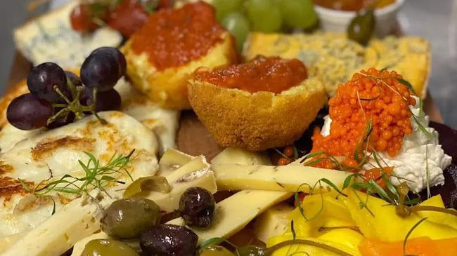 Opinii despre Kiely's Wine Bar în Tipperary - Hospitality and gastronomy