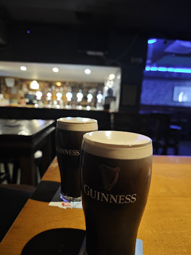 Cheers Bar - Hospitality and gastronomy