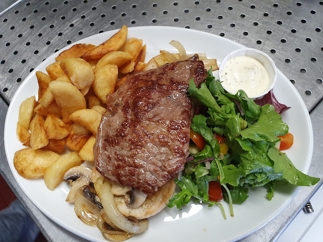 Open Table Boyle - Boyle