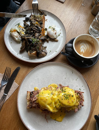 Unit 5, The Elysian, Eglinton St, Ballintemple, Cork, T12 KTD1