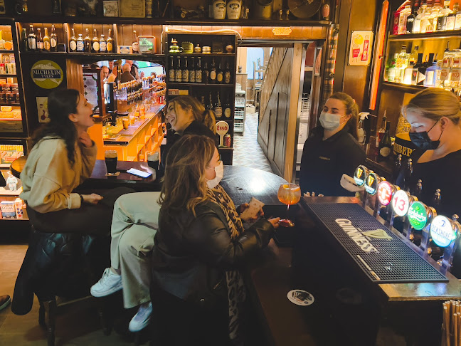 O'Connell's Bar - Hospitality and gastronomy