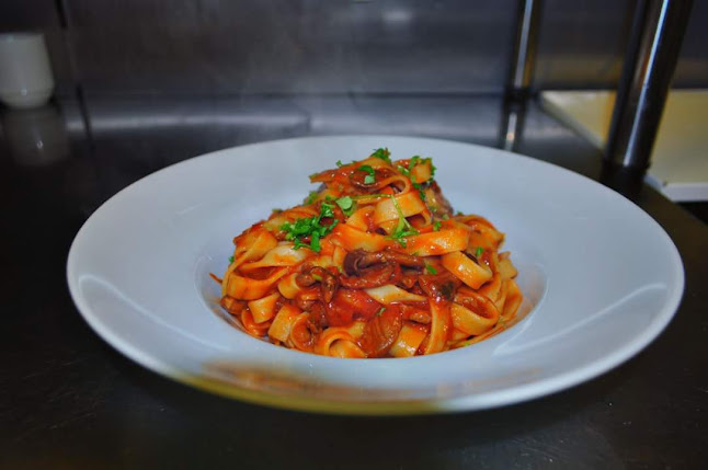 Blue Leaf Restaurant - Hospitality and gastronomy