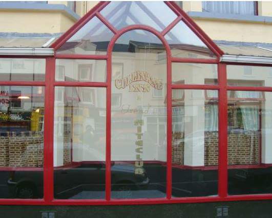 Comentarii opinii despre Trends (Cullinanes Inn)