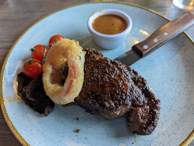 Opinii despre The Boathouse Bar/Restaurant în Redcastle - Hospitality and gastronomy