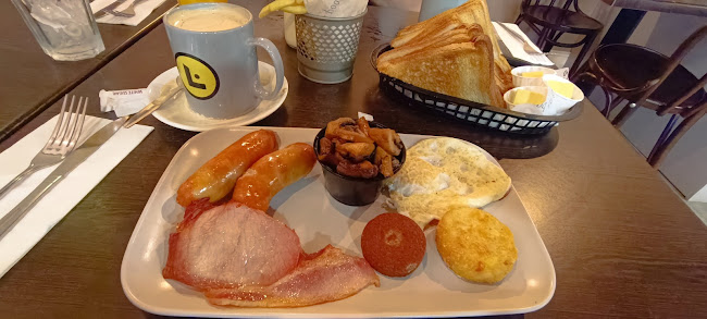 Look Mam Hospitality Group