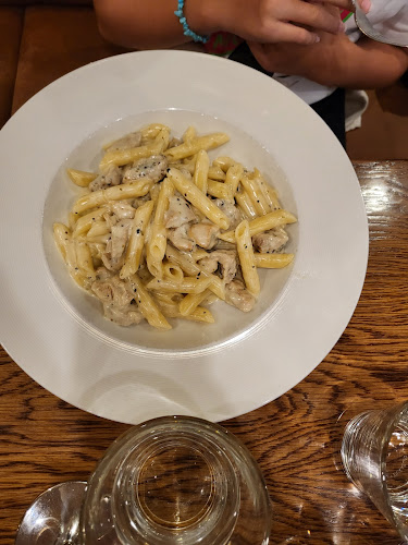 25 Eyre Square, Galway, H91 YY79