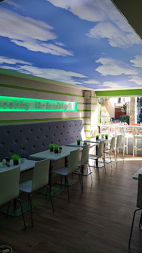 Comentarii opinii despre Green Straw