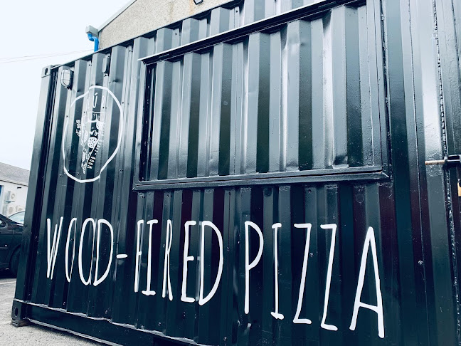 Plur Wood-Fired Pizza (Thomastown) - Hospitality and gastronomy