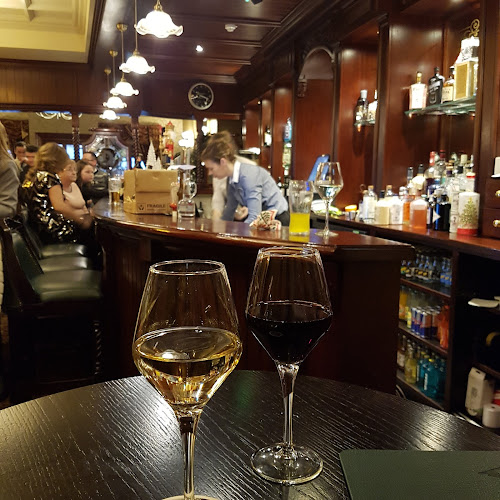 Comentarii opinii despre Andy's Bar & Restaurant