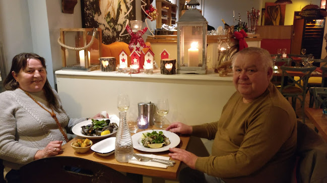 Comentarii opinii despre Oscars Seafood Bistro