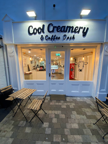 Comentarii opinii despre Cool Creamery & Coffee Dock