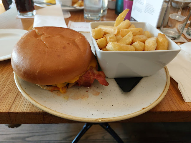 Eyre Square, Galway, H91 NFD2