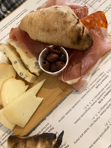 La Locandina - Wicklow