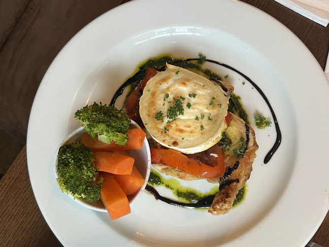 Comentarii opinii despre Davis' Restaurant & Yeats Tavern