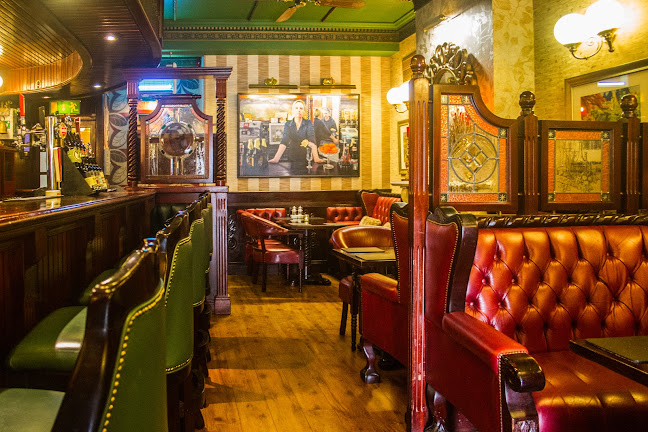 Comentarii opinii despre Andy's Bar & Restaurant