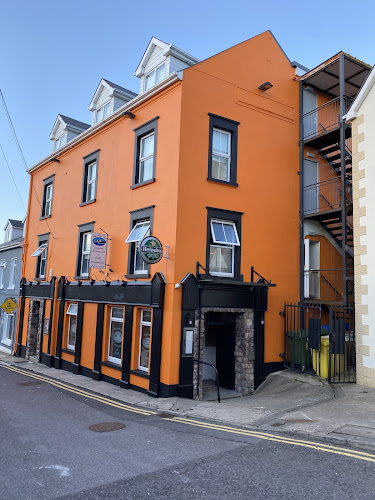 The Fleet Inn Guesthouse & Restaurant - Hospitality and gastronomy