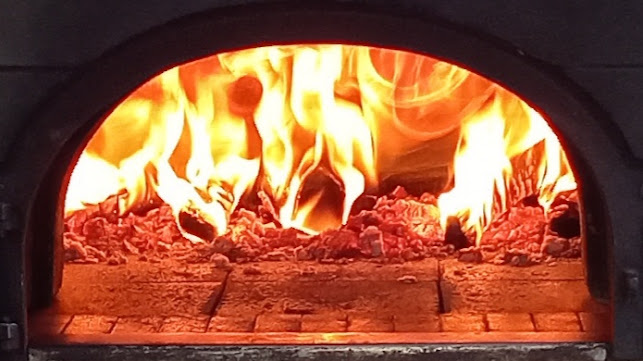 OYA PIZZA - Hospitality and gastronomy