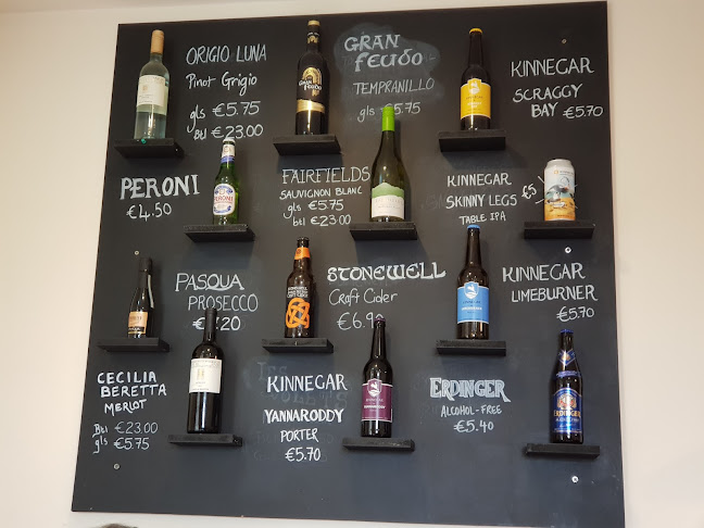 Comentarii opinii despre Ahoy Cafe