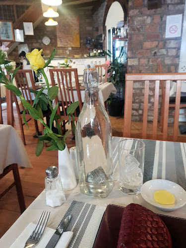 Opinii despre The Brown Morel în Newcastle West - Hospitality and gastronomy