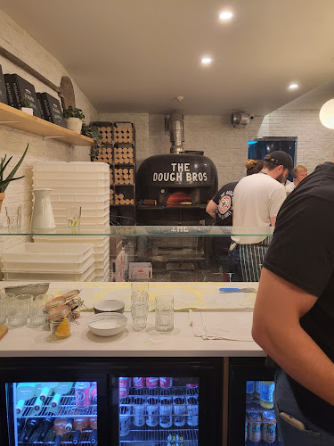 BlackCat - wine - tapas - rooms