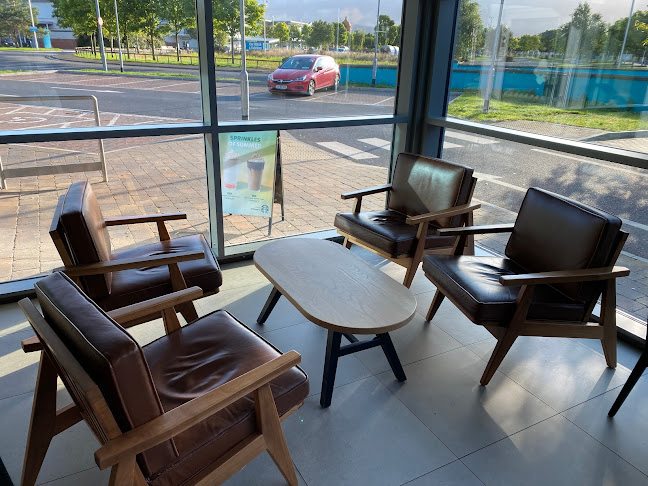Opinii despre Starbucks Dundalk Drive Thru în Dundalk - Hospitality and gastronomy