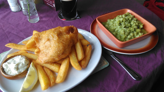 Opinii despre Vaughans Pub And B&B (Beer & Bed) în Clifden - Hospitality and gastronomy