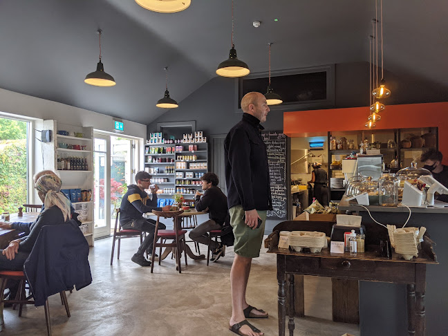 Opinii despre Woodfield Cafe and Garden Centre în Birr - Hospitality and gastronomy