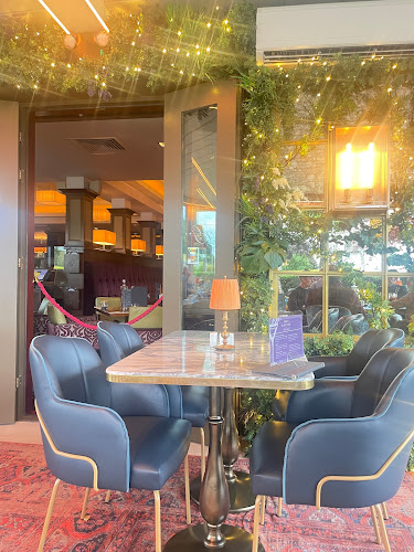 The Elm Tree Glounthaune - Cork