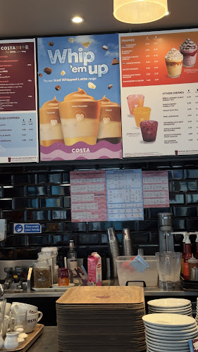 Comentarii opinii despre Costa Coffee