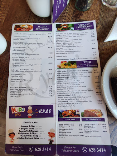 Opinii despre Village Cafe în Lucan - Hospitality and gastronomy