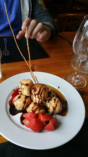 T, Sixmilebridge, Ennis, Co. Clare, V95 N6WY