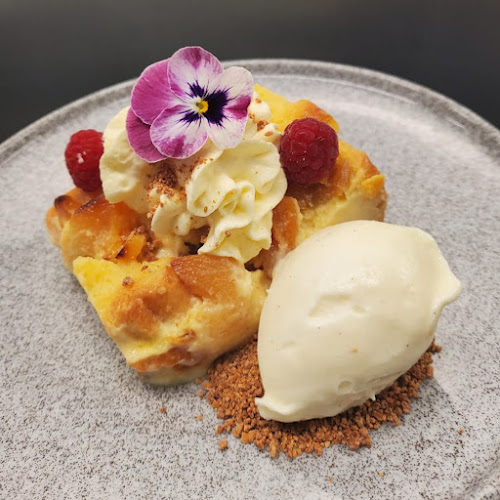 Comentarii opinii despre The Dock Wall