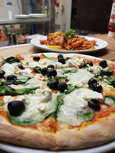 Comentarii opinii despre Il Pomo Doro