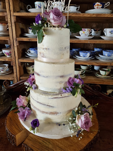 Comentarii opinii despre Bernadette Kennelly - Wedding Cakes Specialist