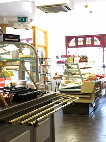 Opinii despre Marguerite's Home Bakery în Newcastle West - Hospitality and gastronomy