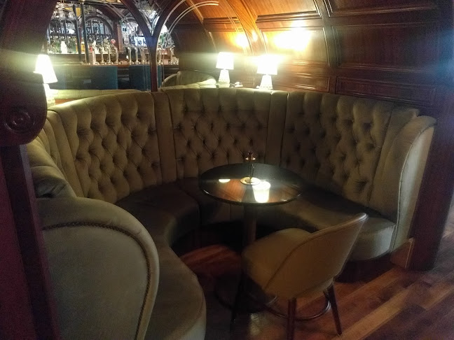 Bitter & Twisted - Hospitality and gastronomy