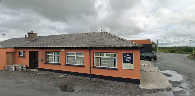 Opinii despre The Thatch Bar and Restaurant în Newbridge - Hospitality and gastronomy