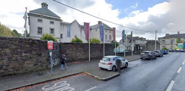 The Courtyard Market