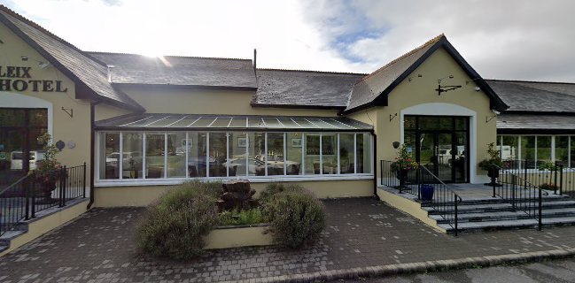 Manor Bar & Restaurant