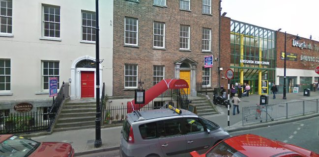 D'Vine Bistro & Tapas Bar