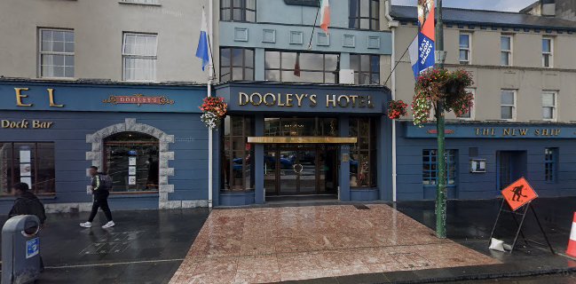 New Ship Restaurant - Hospitality and gastronomy